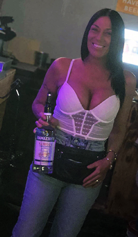 STAFF JOELLE 2 270 X 463.jpg